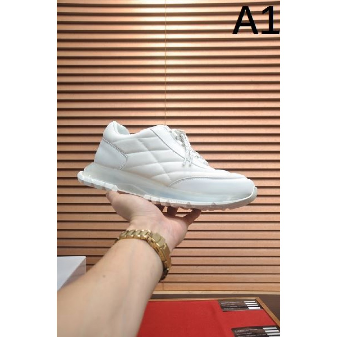 スタイリッシュ 上質 GIVENCHY ジバンシィ コピー スニーカー シャープ 高級感