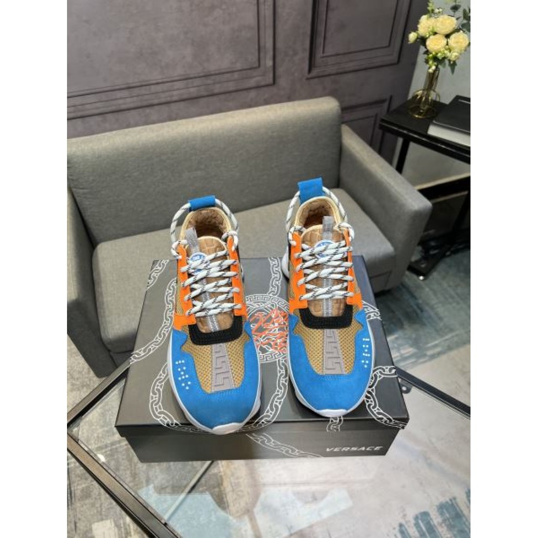 モダン 上質 VERSACE ヴェルサーチェ コピー スニーカー 大人向け エレガント