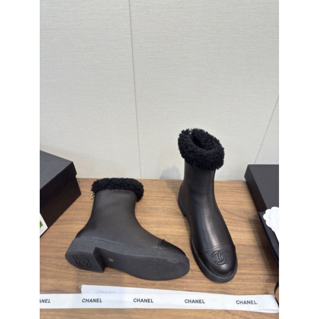 クラシック 定番 CHANEL シャネル スーパーコピー ブーツ 気品 上品