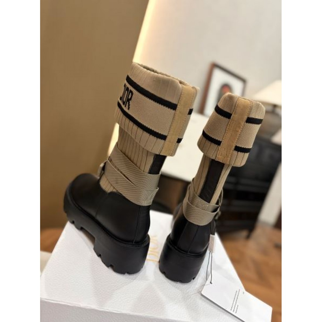 シンプル 洗練 DIOR ディオール スーパーコピー ブーツ 落ち着き 定番