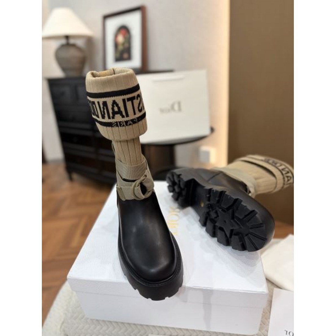 シンプル 洗練 DIOR ディオール スーパーコピー ブーツ 落ち着き 定番