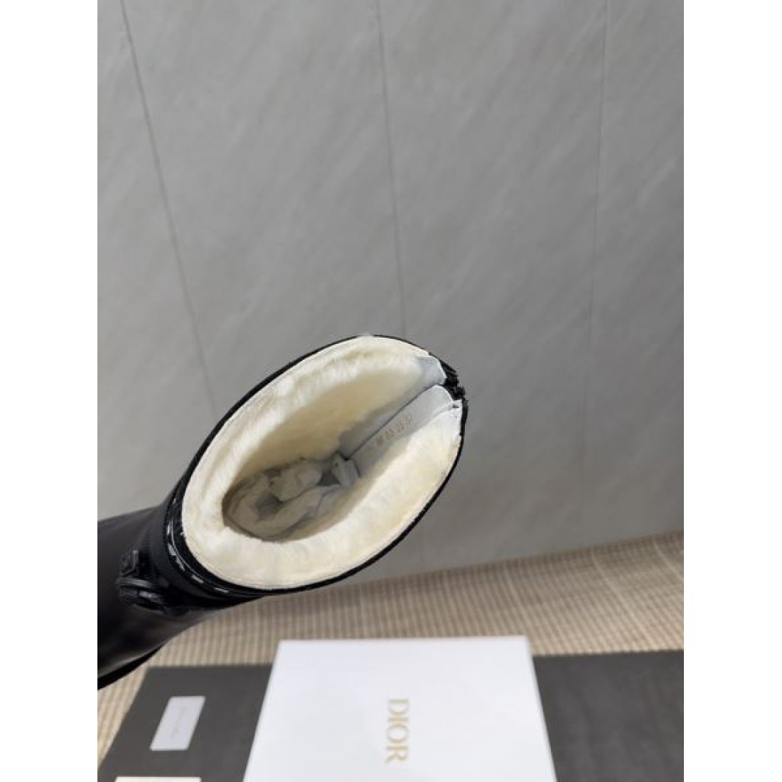 モダン 上質 DIOR ディオール スーパーコピー ブーツ 洗練 高級感