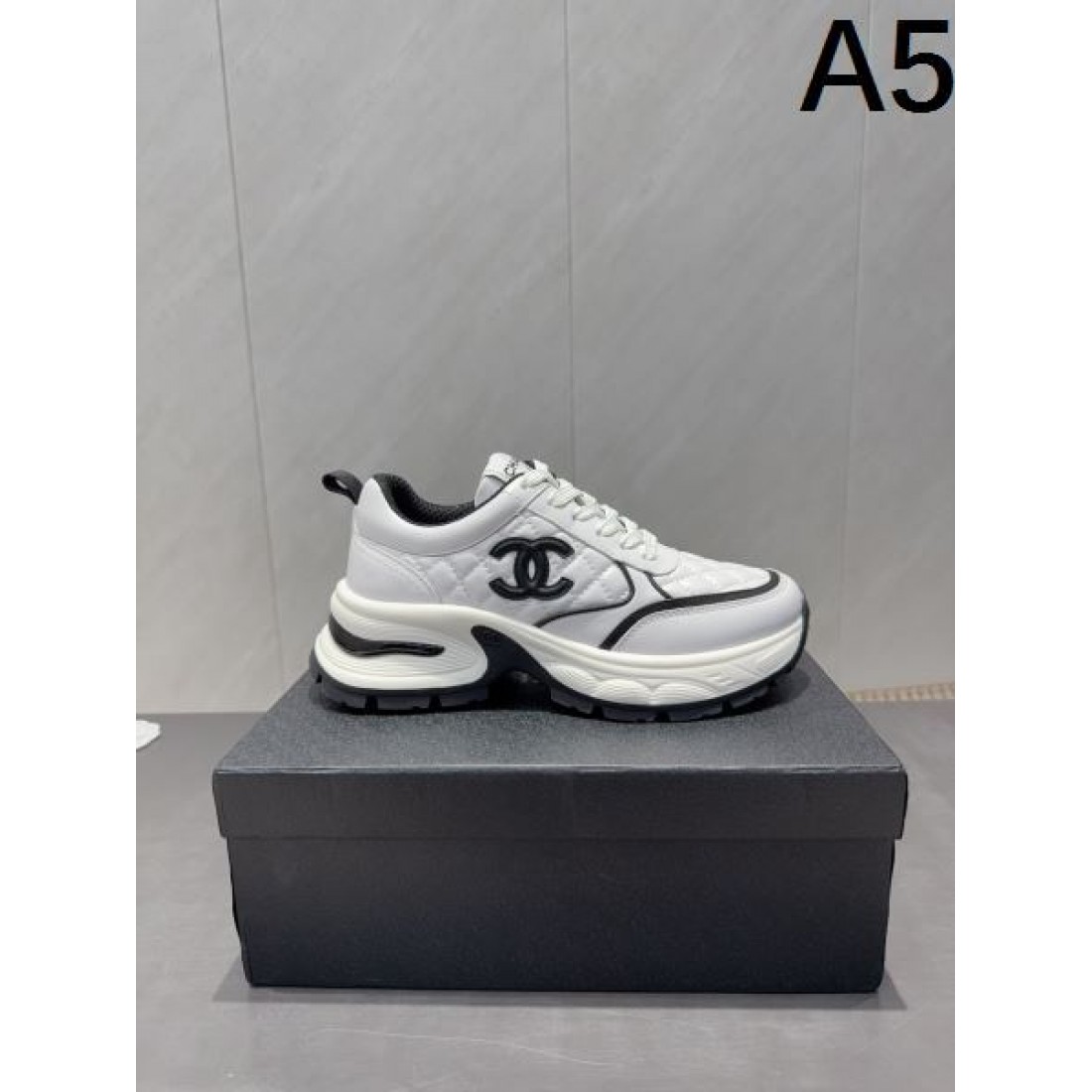  モダン 高級感 CHANEL シャネル コピー カジュアルシューズ 洗練 安定感