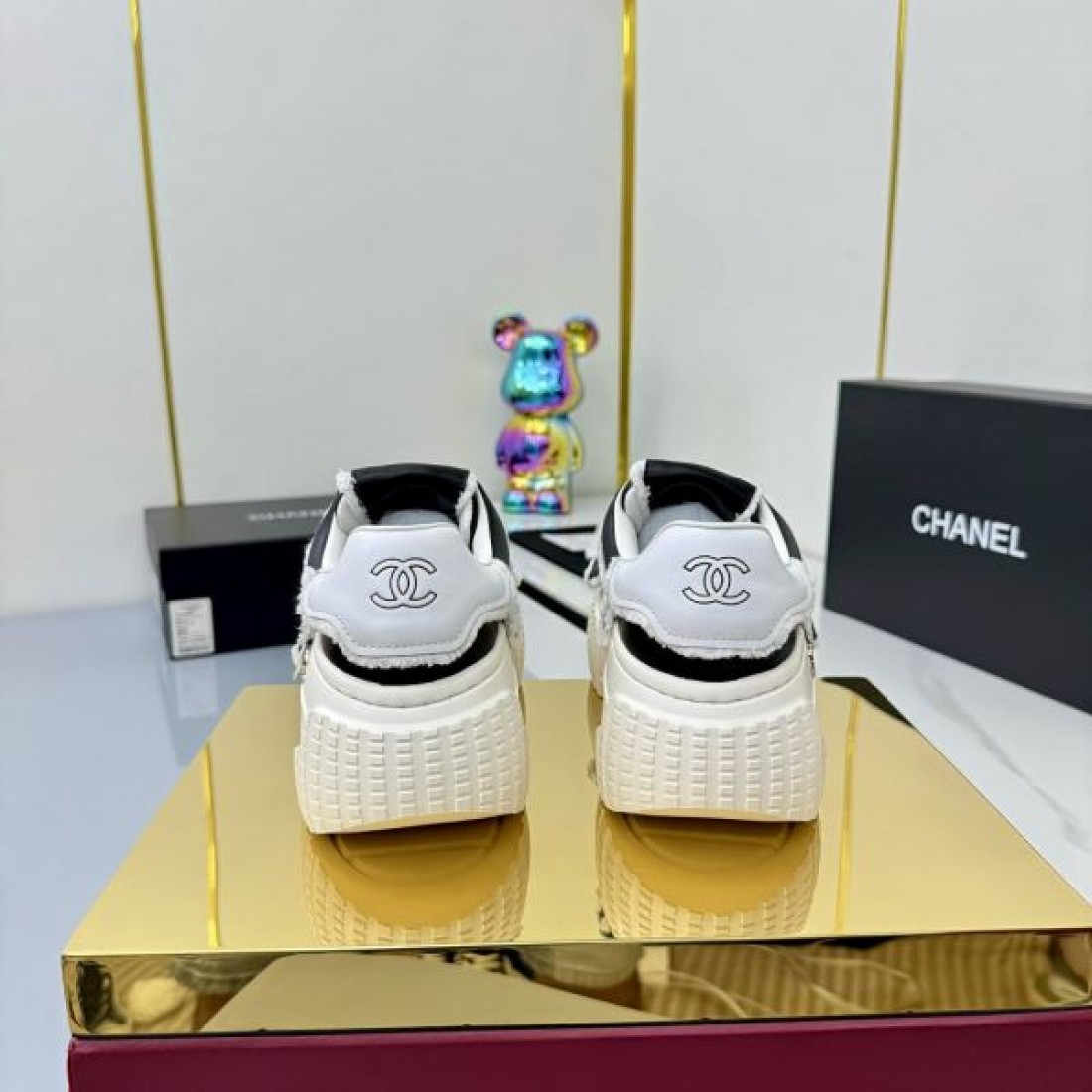 シンプル 上品 CHANEL シャネル コピー カジュアルシューズ 落ち着き 大人向け