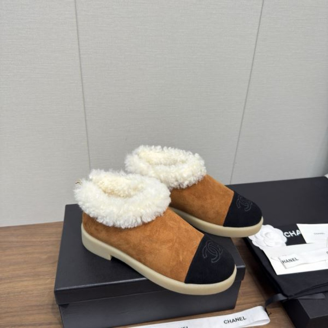 エレガント 高級感 CHANEL シャネル コピー ブーツ 洗練 上品