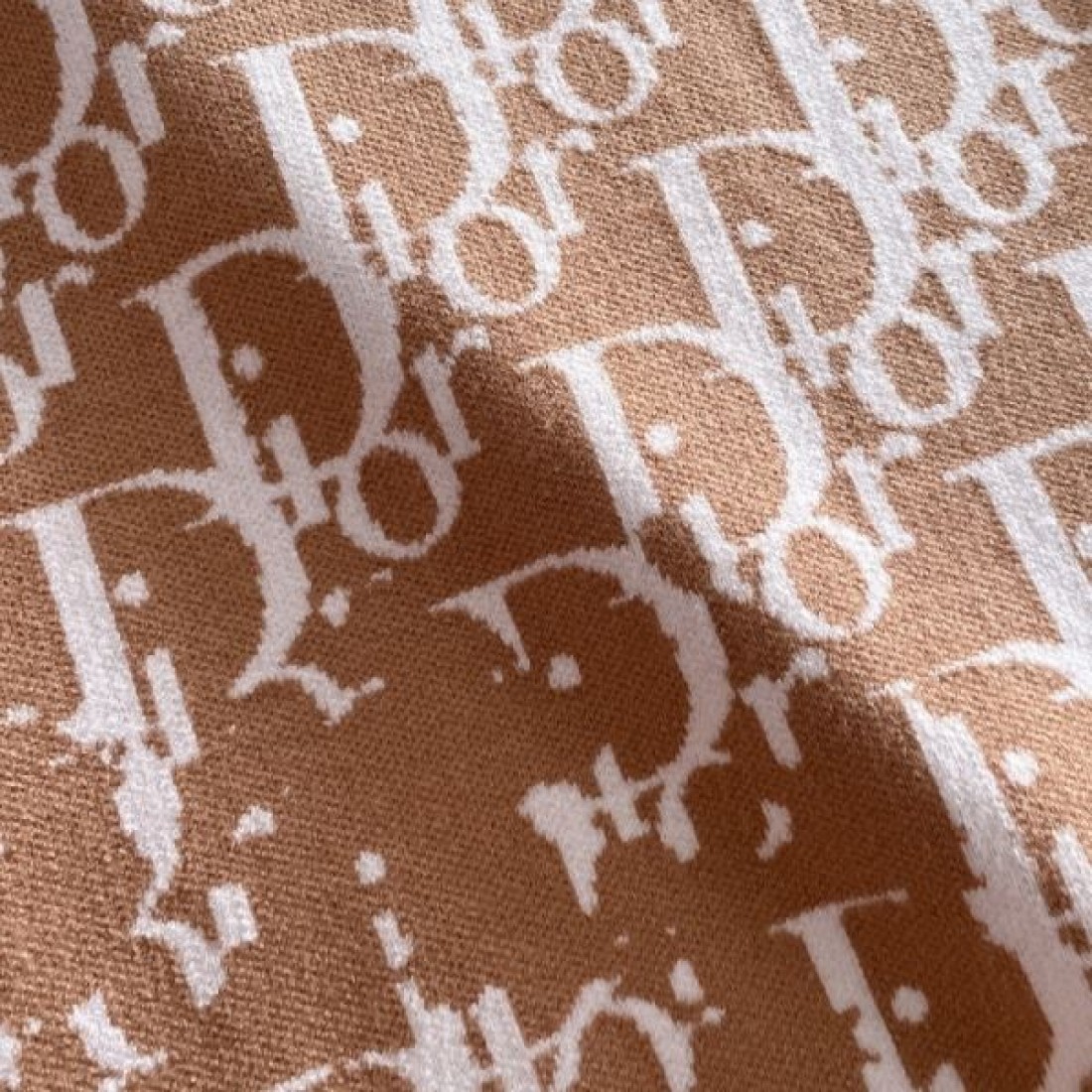 優雅 クラシカル 気品 DIOR ディオール コピー セーター 定番 大人っぽい 上質