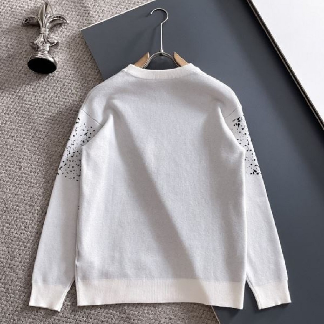  華やか トレンド 個性派 GUCCI グッチ コピー セーター インパクト おしゃれ 注目