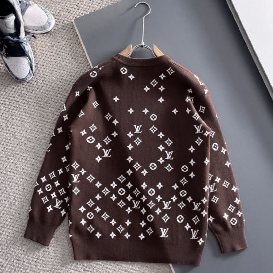 都会的 スタイリッシュ 高級 LOUIS VUITTON ルイヴィトン コピー セーター 人気