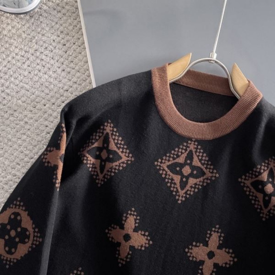  存在感 クラシック 上質 LOUIS VUITTON ルイヴィトン コピー セーター 人気 格上げ