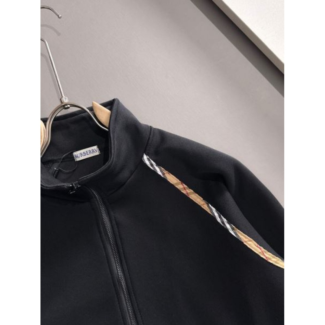 伝統的 気品 端正 BURBERRY バーバリー コピー 上下セット シンプル 永く使える 