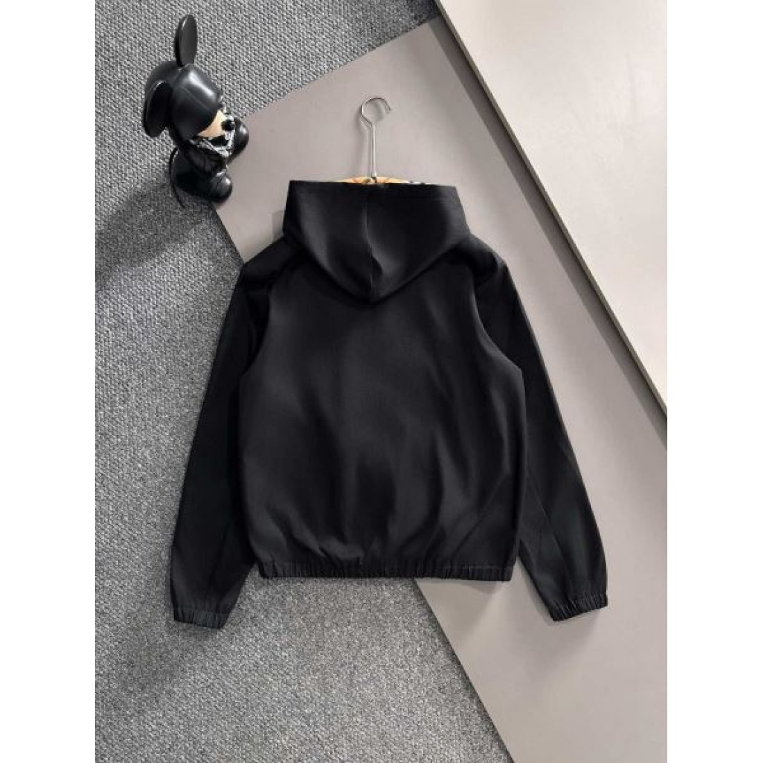 大人向け 正統派 BURBERRY バーバリー コピー 上下セット 落ち着き 