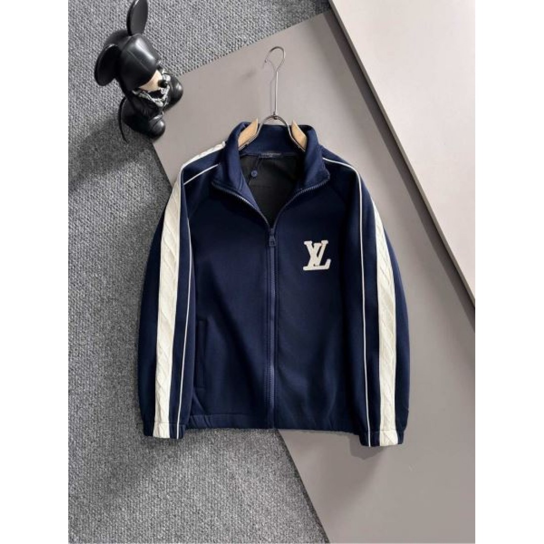 存在感 格上げ クール LOUIS VUITTON ルイヴィトン コピー 上下セット 万能 ハイセンス 