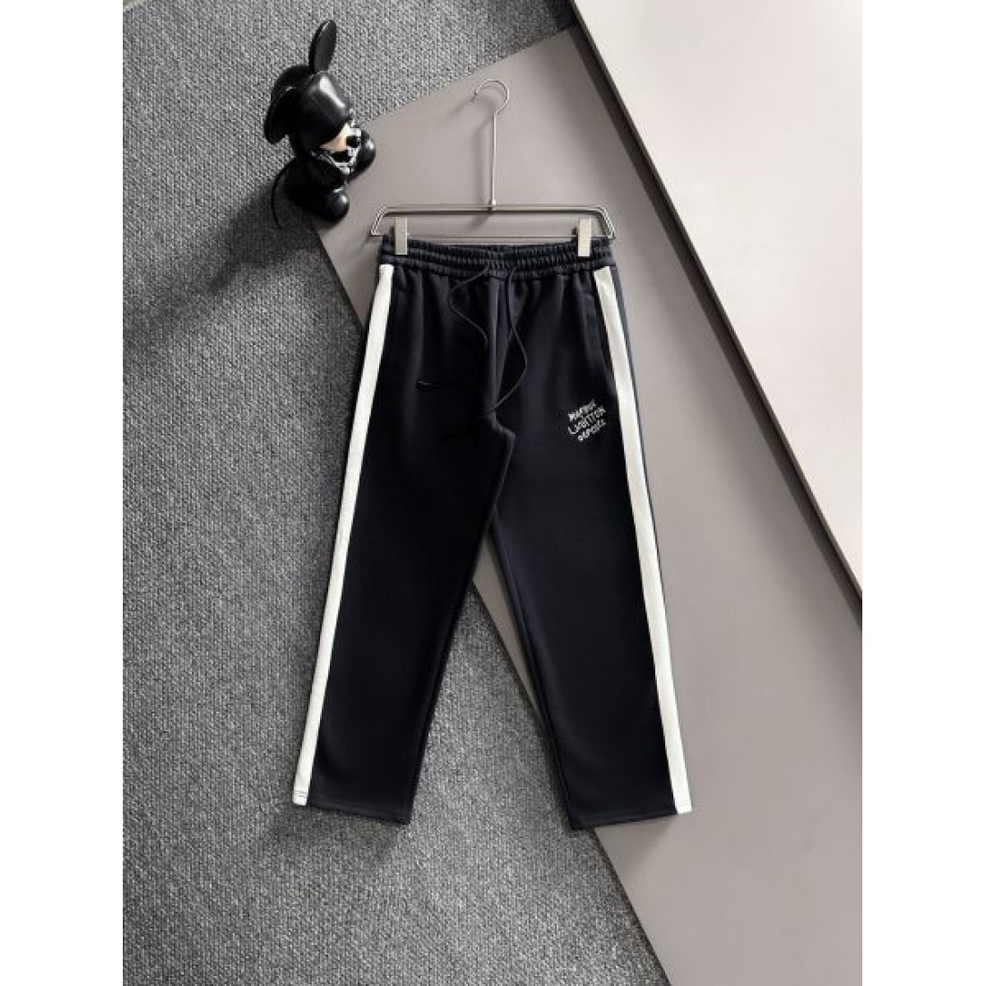 都会的 エレガント 精巧 LOUIS VUITTON ルイヴィトン コピー 上下セット 希少