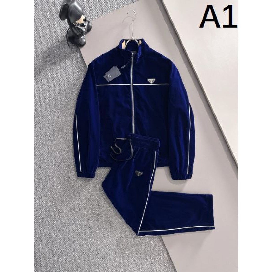 高級感 洗練 PRADA プラダ コピー 上下セット 上品 おすすめ