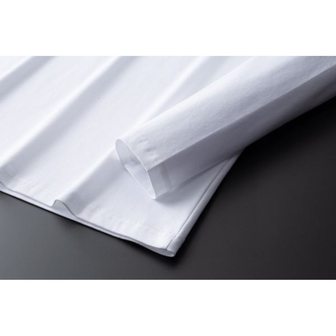 定番 高品質 BURBERRY バーバリー コピー 長袖Tシャツ 上品 人気