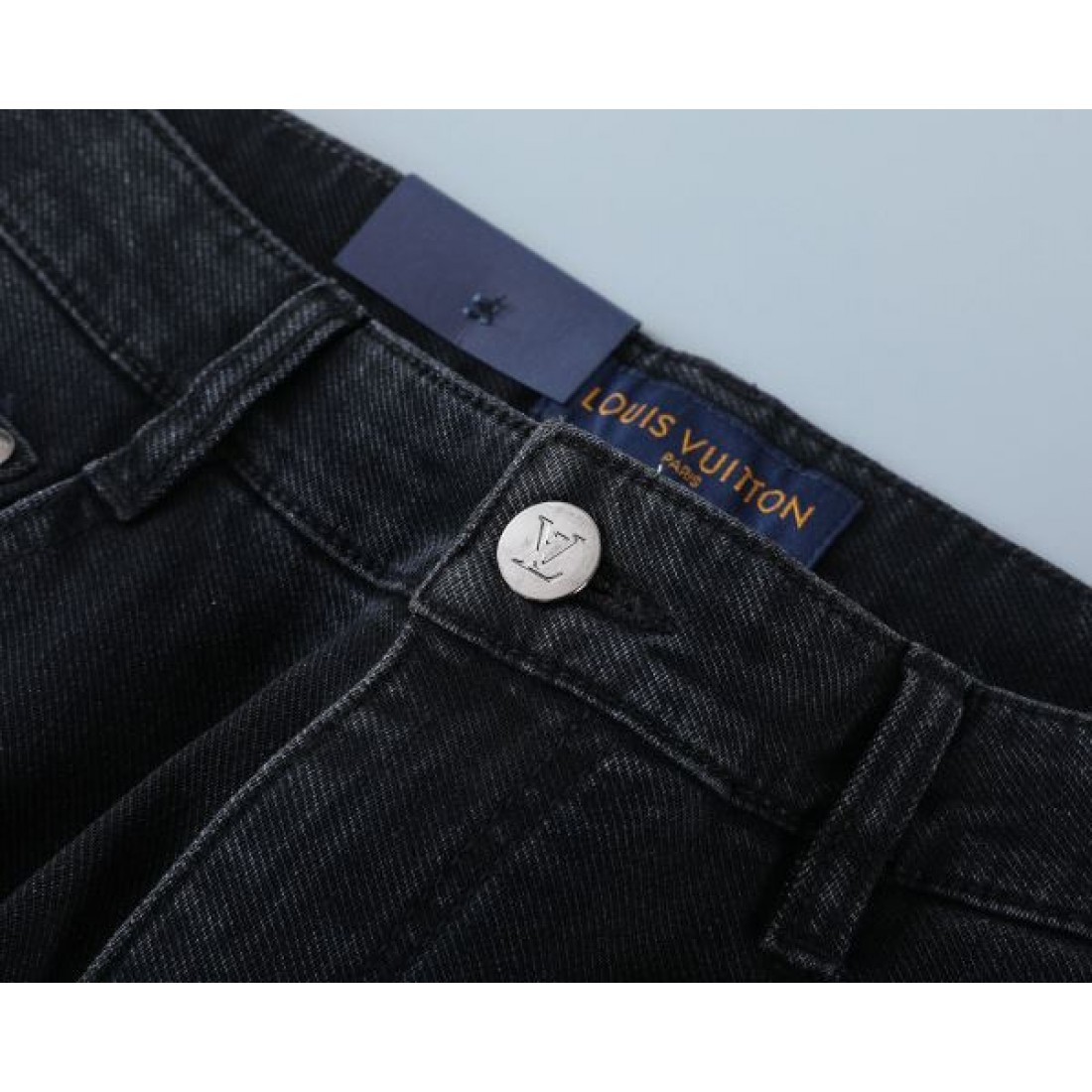 エレガント 上質 LOUIS VUITTON ルイヴィトン コピー ジーパン 落ち着き 高級感