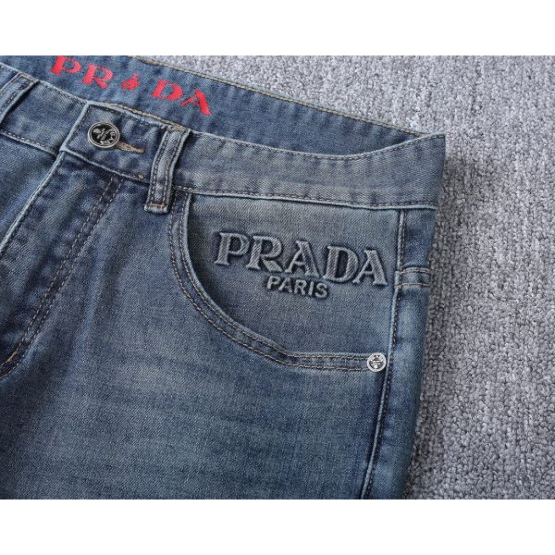 上品 高品質 PRADA プラダ スーパーコピー ジーパン 大人向け 安定感