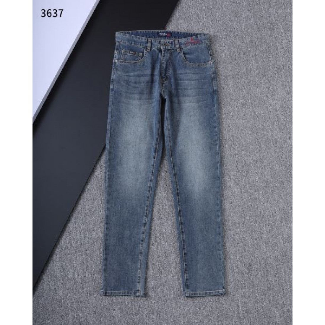 上品 高品質 PRADA プラダ スーパーコピー ジーパン 大人向け 安定感