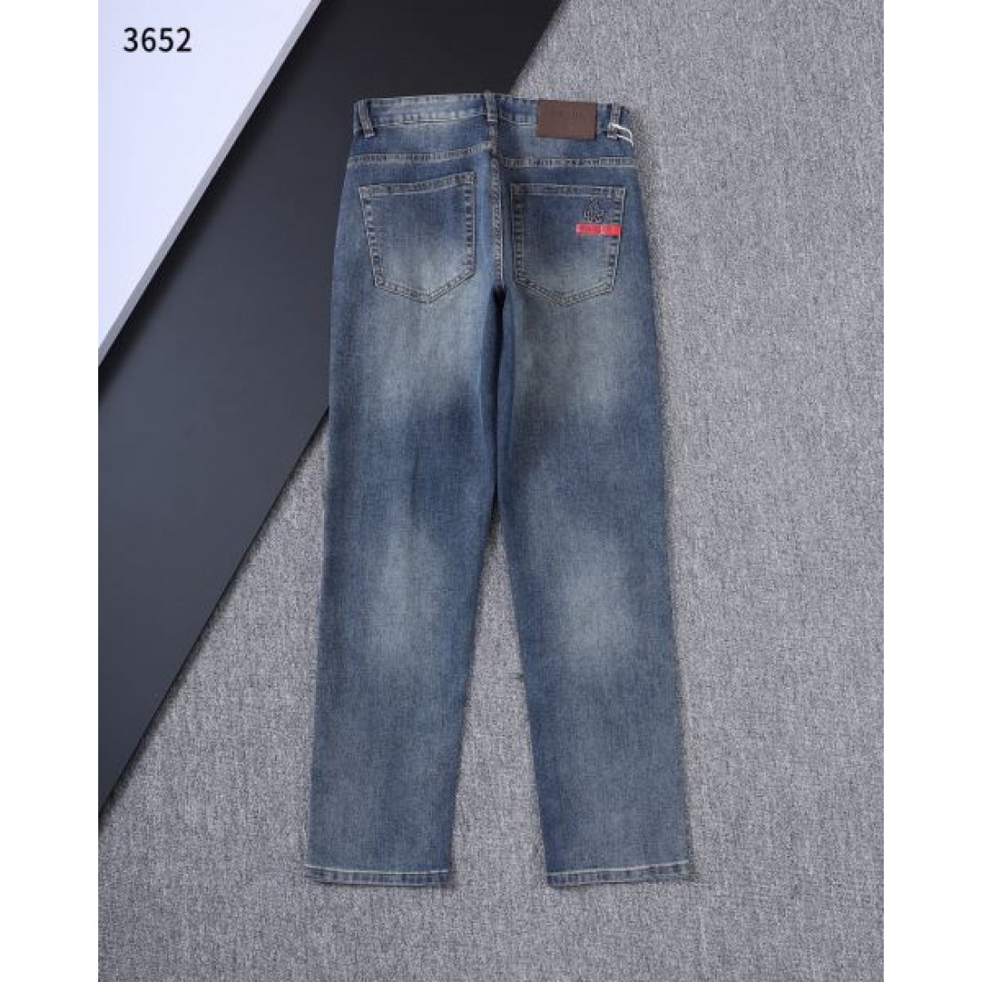 シンプル 上質 PRADA プラダ スーパーコピー ジーパン 洗練 定番