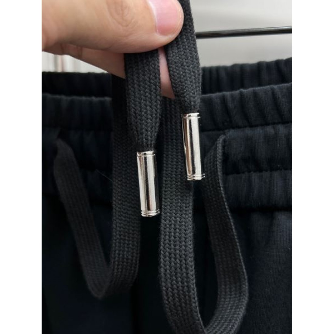  モダン 高品質 BALENCIAGA バレンシアガ コピー カジュアルパンツ 洗練 存在感