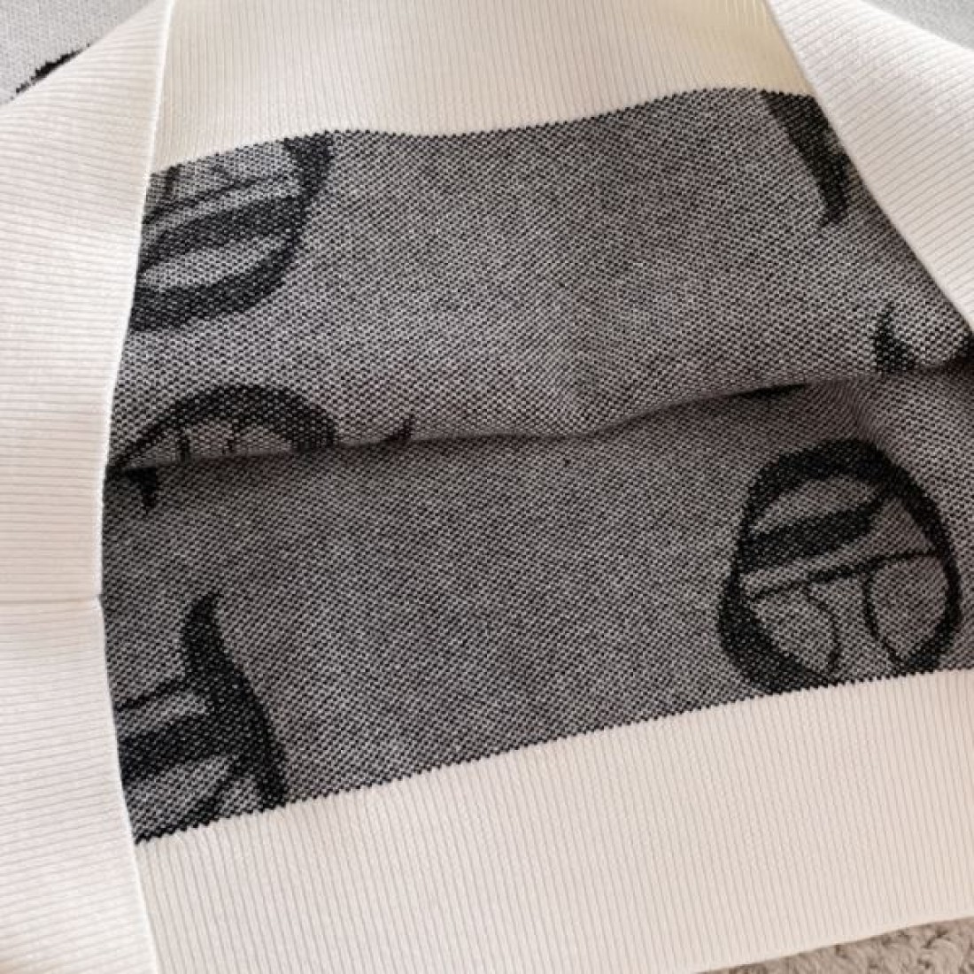 クール 高品質 CHROME HEARTS クロムハーツ コピー セーター 存在感 洗練