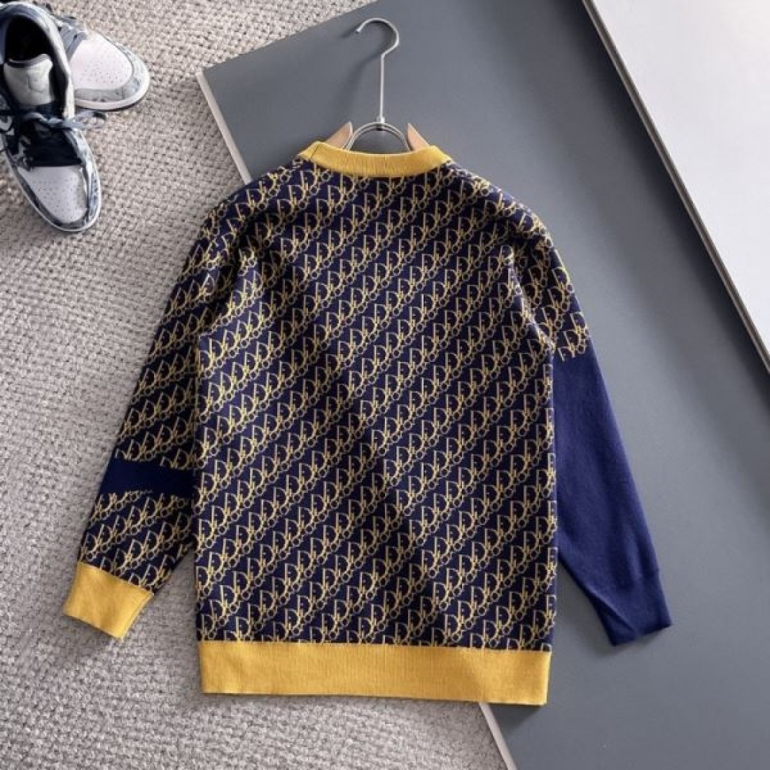 エレガント 上質 DIOR ディオール コピー セーター 洗練 高級感