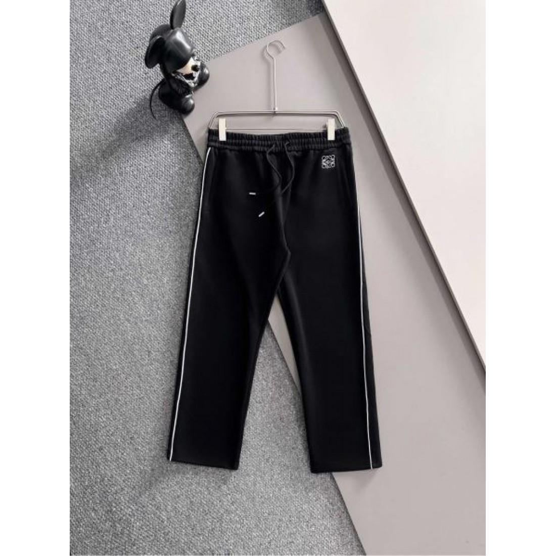  ミニマル 上質 LOEWE ロエベ コピー 上下セット 洗練 大人向け