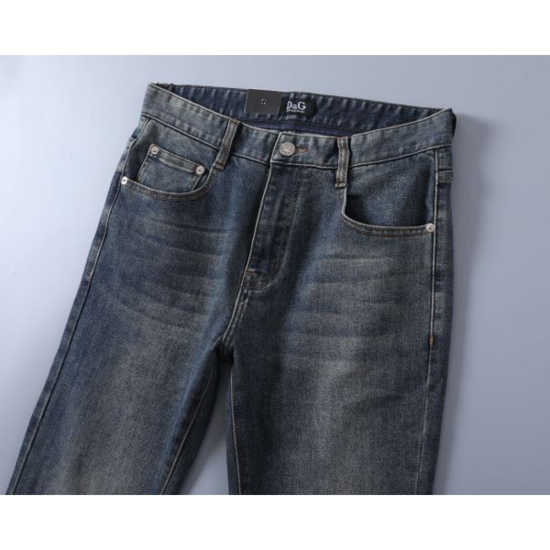  ラグジュアリー 高品質 DOLCE＆GABBANA ドルチェ＆ガッバーナ コピー ジーパン 存在感 洗練