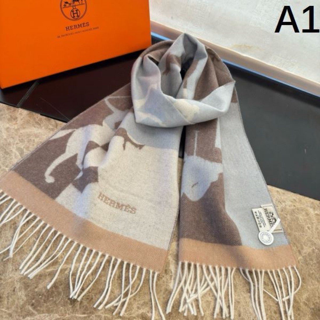 高級感 エレガント 上質 エルメス スーパーコピー スカーフ HERMES