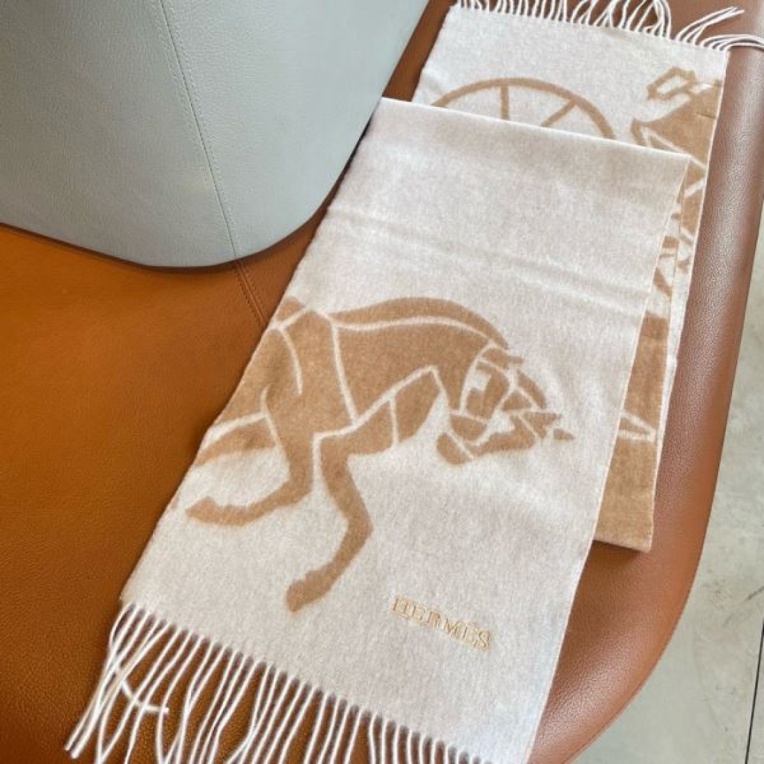 人気 HERMES 定番 シルク エルメス スーパーコピー スカーフ