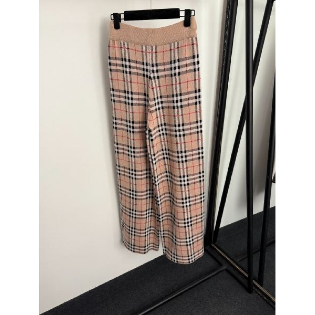 上質 クラシック BURBERRY バーバリー コピー セットアップ 高見え 上品