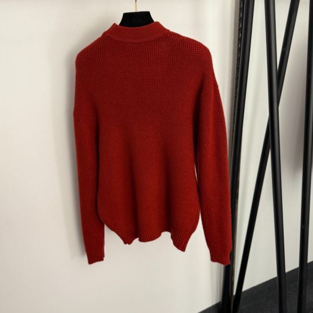 洗練 エレガント CELINE セリーヌ コピー 長袖ニット 柔らか素材 高級感