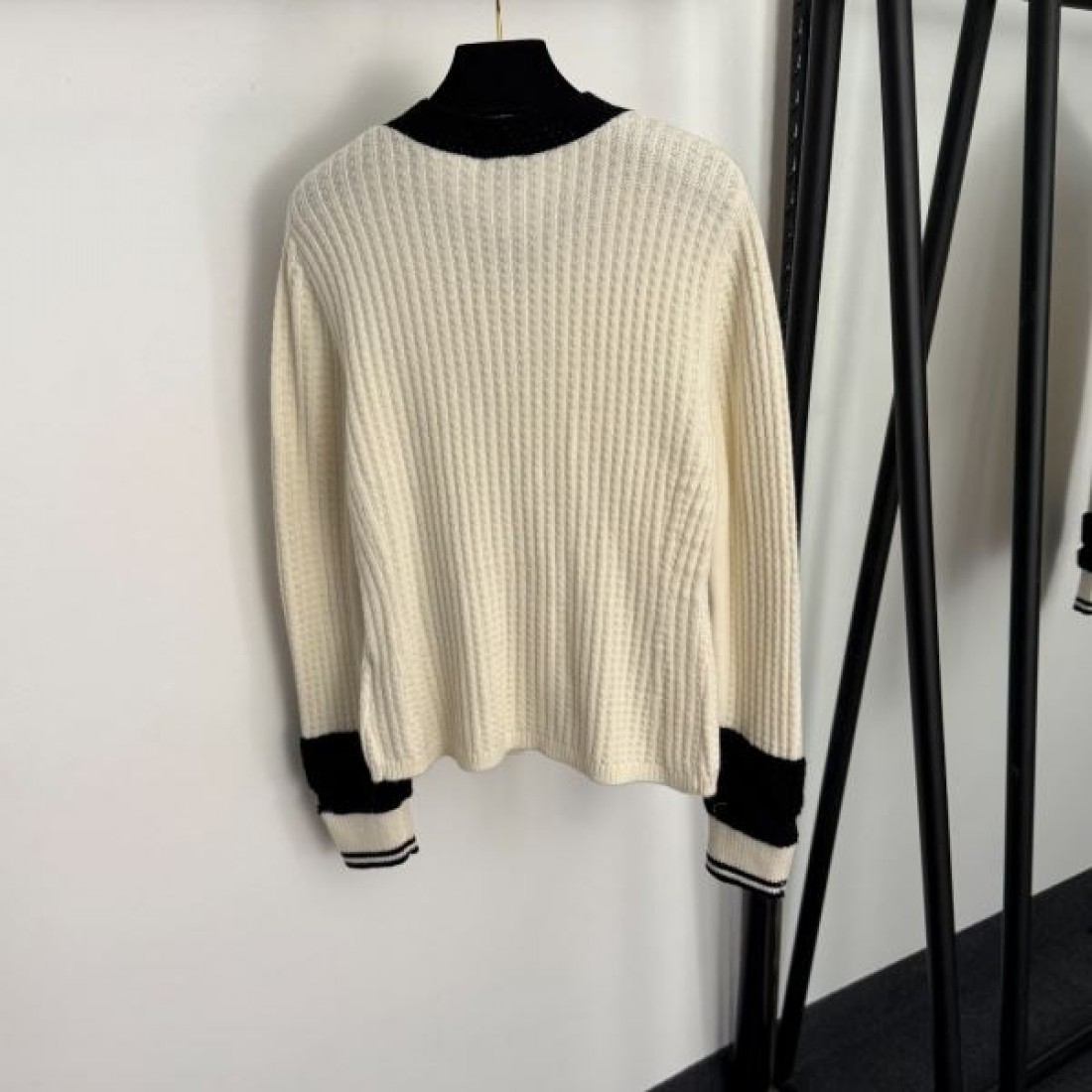 上品 エレガント CHANE シャネル コピー ニットカーディガン 柔らか素材 着心地良好