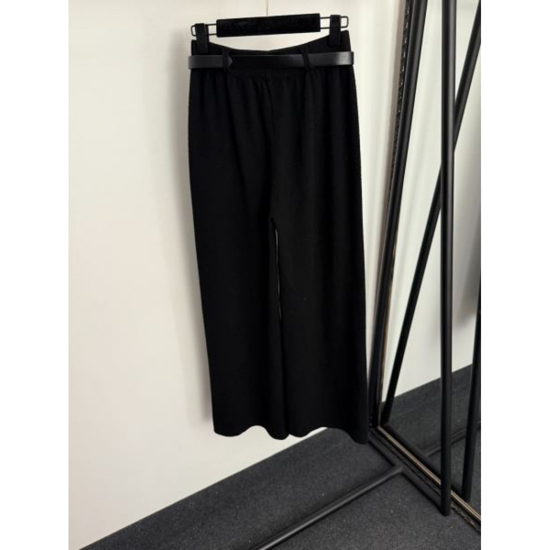 高見え モダン CHANE シャネル コピー セットアップ 快適素材 大人スタイル