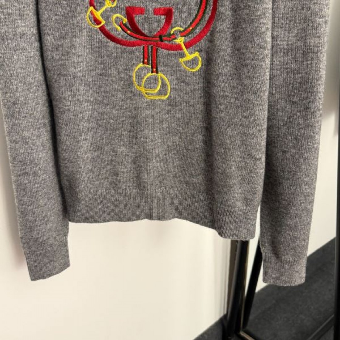  大人カジュアル スタイリッシュ GUCCI グッチ コピー 長袖ニット 上質仕上げ 快適素材