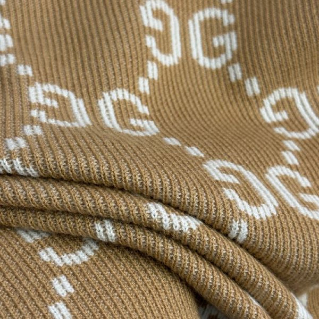 トレンド 洗練 GUCCI グッチ スーパーコピー セットアップ 上品 高級感