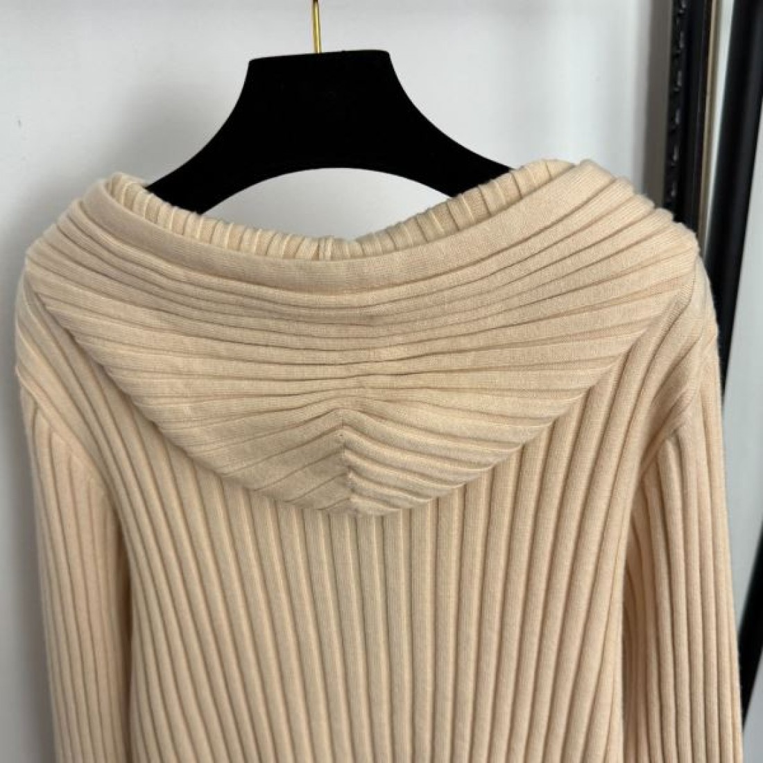 上品 高級感 洗練 HERMES エルメス コピー 長袖ニット 上質 大人向け 定番