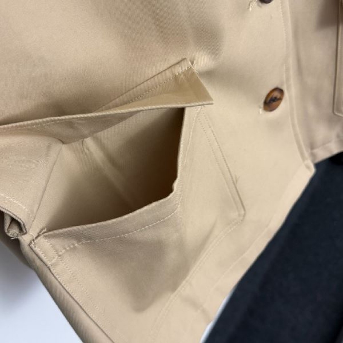 モダン 洗練 上質 LOEWE ロエベ コピー ジャケット スタイリッシュ 大人向け