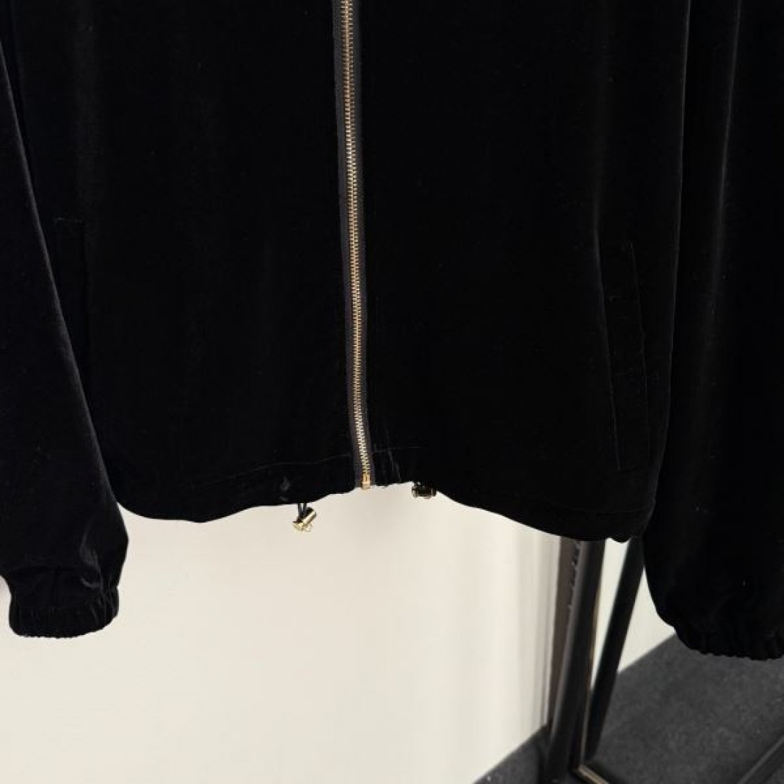 ガーリー 上品 トレンド MIU MIU ミュウミュウ コピー ジャケット 華やか おしゃれ 注目