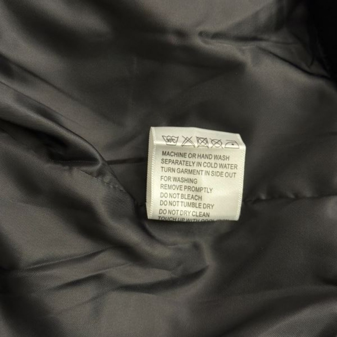 ガーリー 上品 トレンド MIU MIU ミュウミュウ コピー ジャケット 華やか おしゃれ 注目