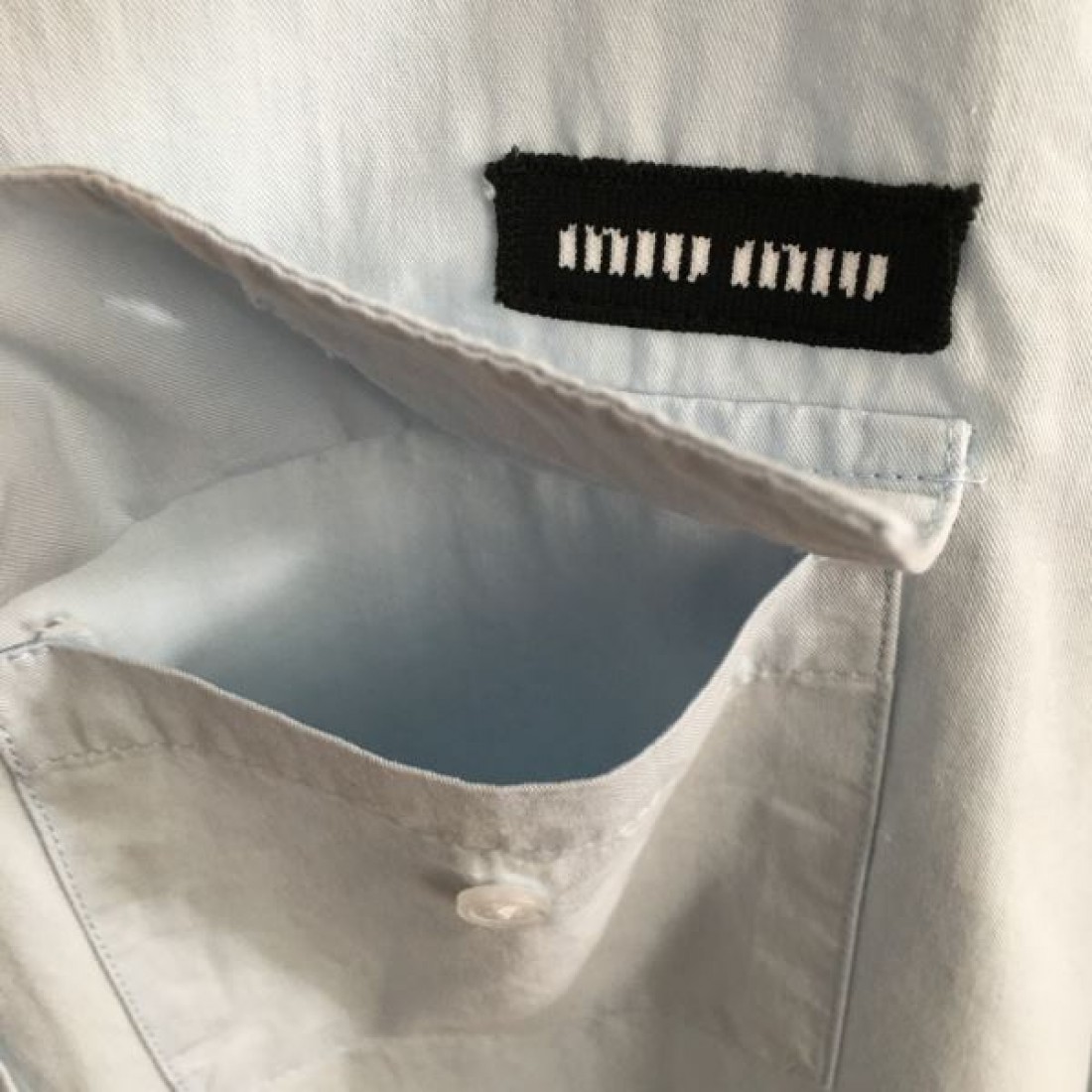 上品 MIU MIU ミュウミュウ コピー 長袖シャツ きれいめ おしゃれ 人気