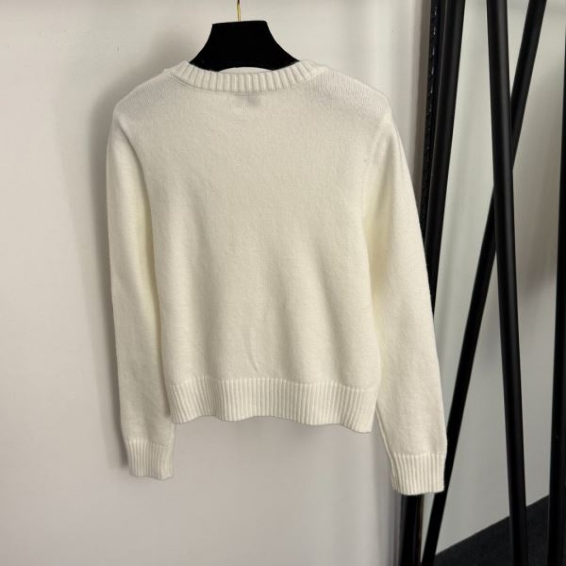 フェミニン 上質 MIU MIU ミュウミュウ コピー ニット やさしい 印象 人気