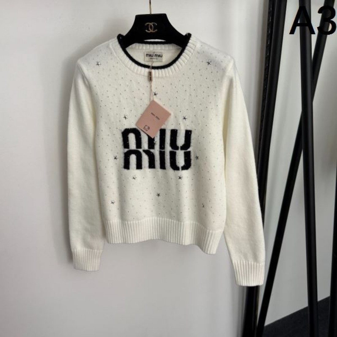 大人可愛い 上品 MIU MIU ミュウミュウ コピー ニット 着回し 定番 安心感