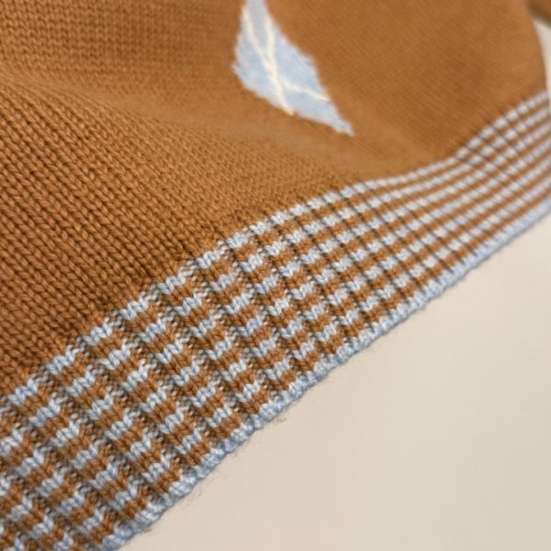 フェミニン 軽快 MIU MIU ミュウミュウ コピー ニット 女性的 きれいめ 高評価