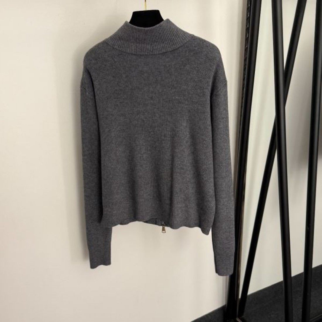 トレンド 上品 MIU MIU ミュウミュウ コピー セットアップ 統一感 おしゃれ