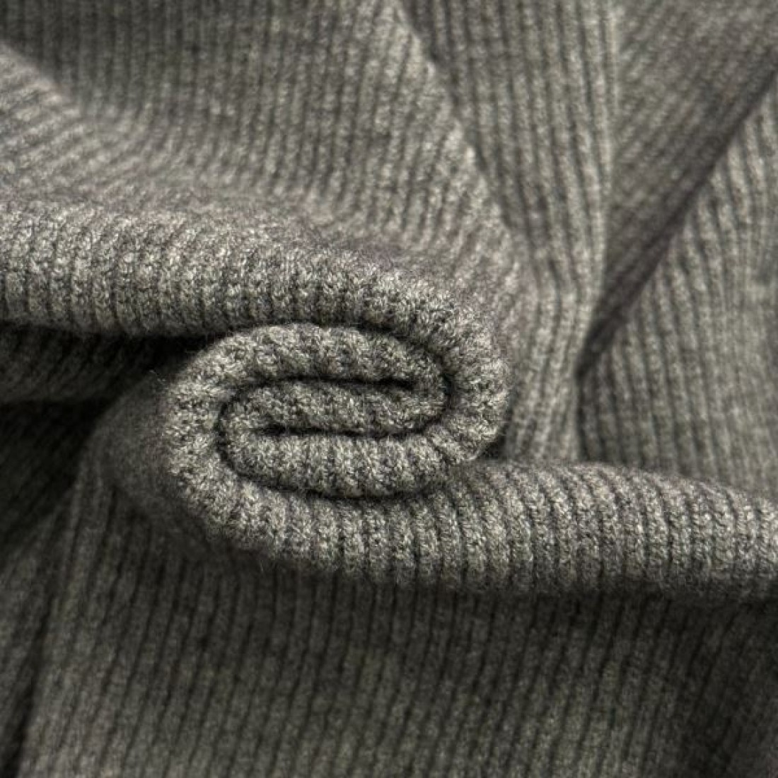 トレンド 上品 MIU MIU ミュウミュウ コピー セットアップ 統一感 おしゃれ