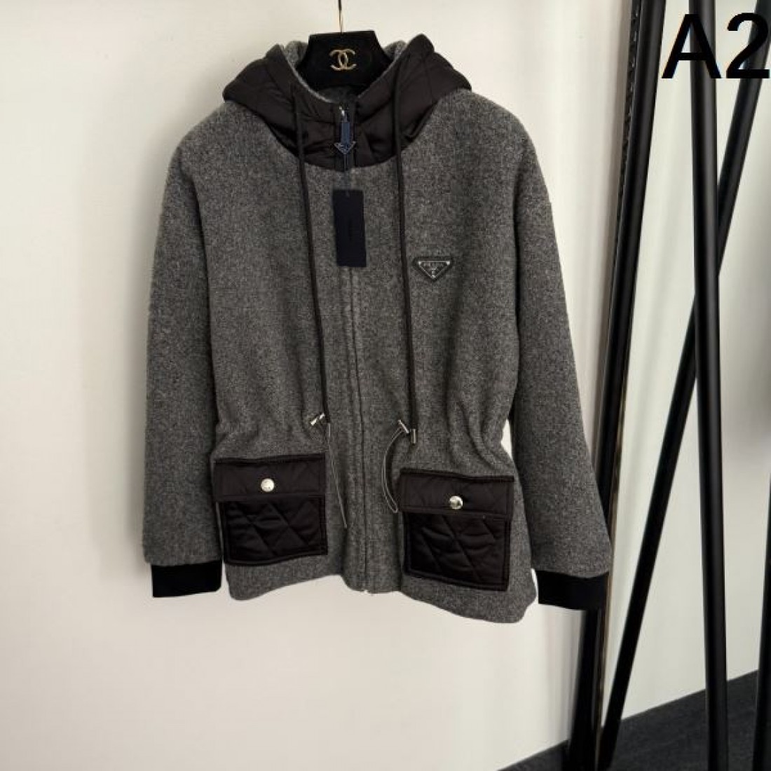 都会的 クール 高級 PRADA プラダ コピー ジャケット 洗練 きれいめ 定評