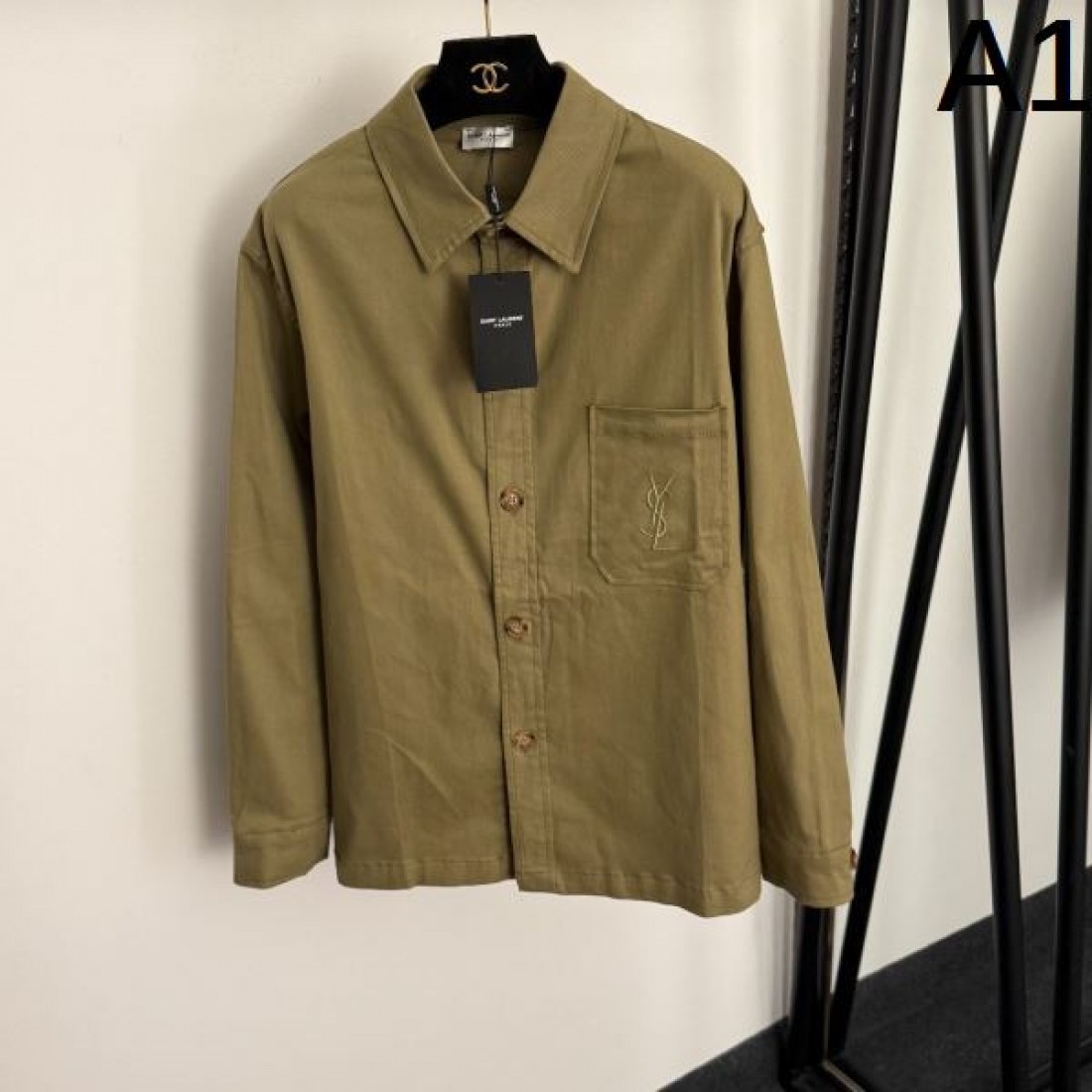 クラシック 上質 シンプル YSL イヴサンローラン コピー 長袖シャツ 大人っぽい