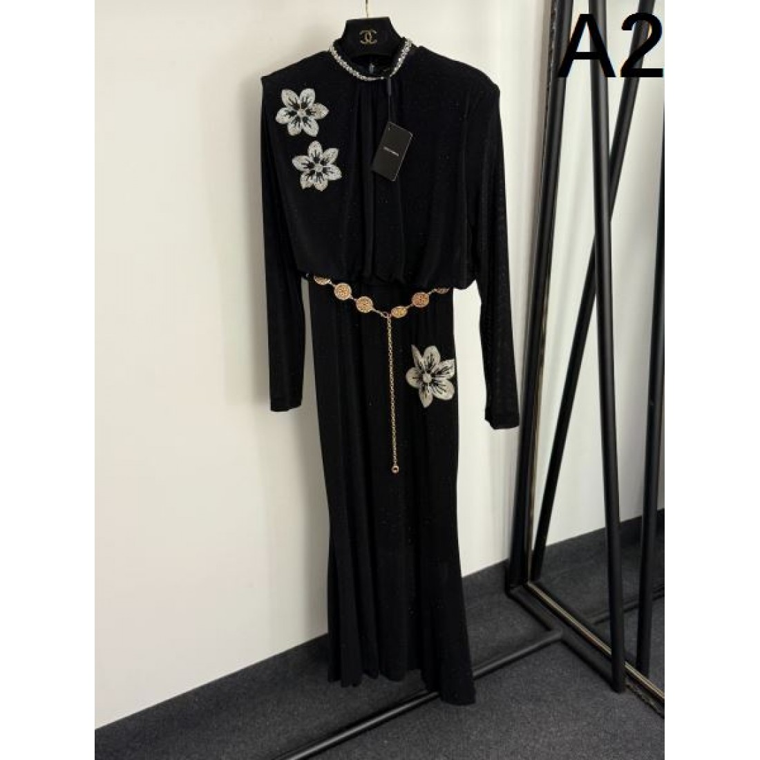  華やか セクシー 個性派 DOLCE&GABBANA ドルチェ＆ガッバーナ コピー ワンピース 存在