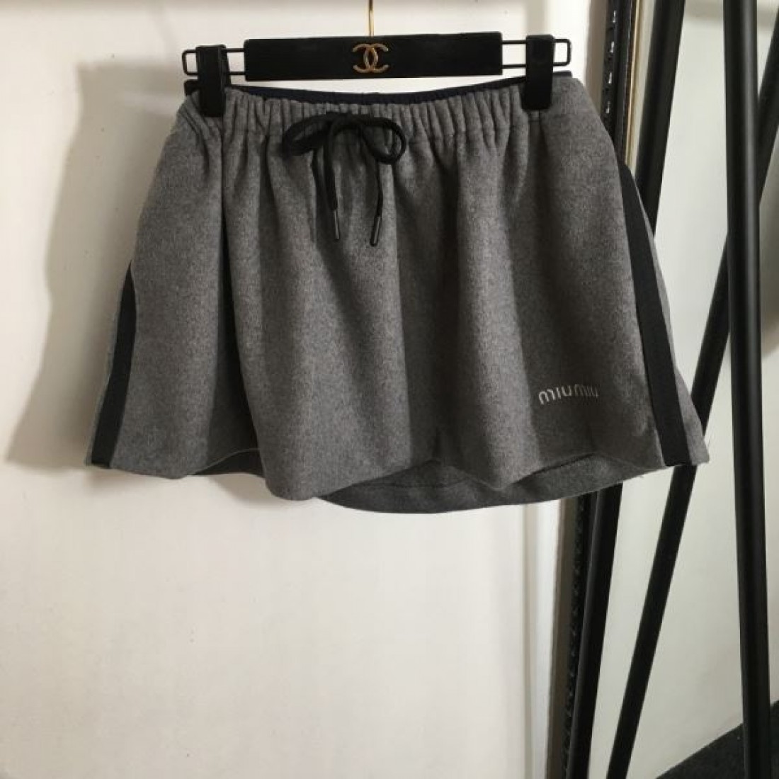 フェミニン 可憐 トレンド MIU MIU ミュウミュウ コピー セットアップ かわいい